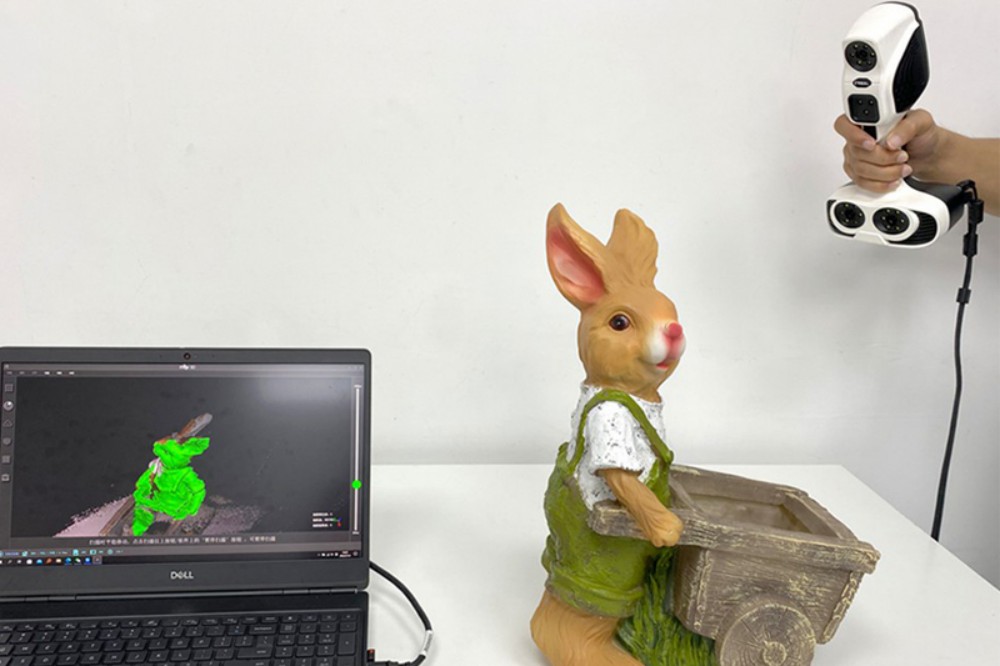 思看 iReal 2E 手持式彩色三維掃描儀